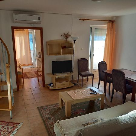 Apartman Supetarska Draga Apartamento Exterior foto