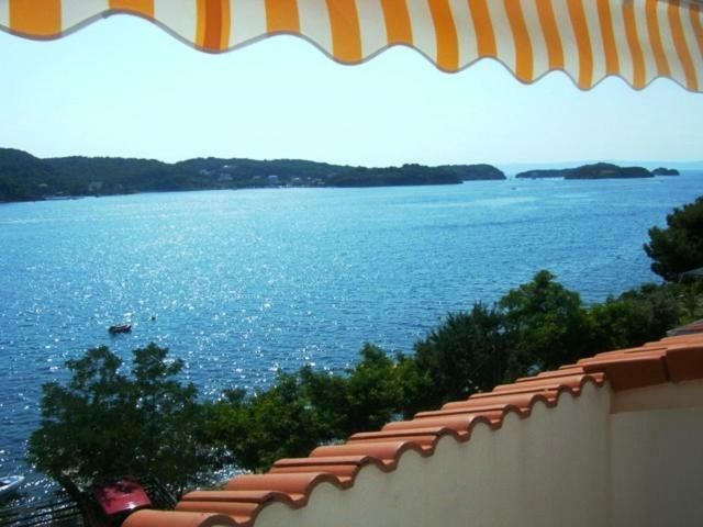 Apartman Supetarska Draga Apartamento Exterior foto