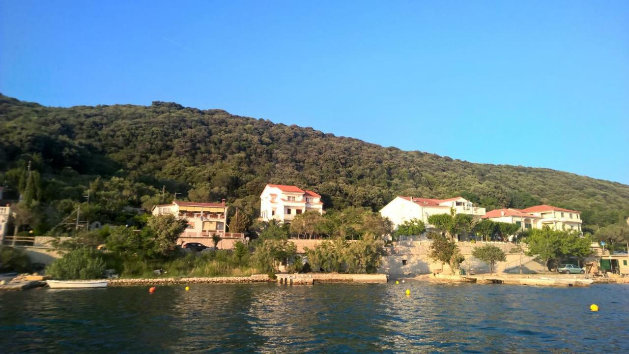 Apartman Supetarska Draga Apartamento Exterior foto