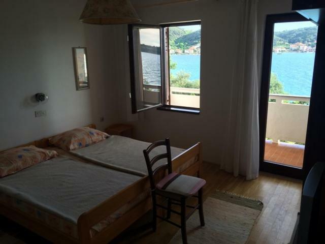Apartman Supetarska Draga Apartamento Exterior foto