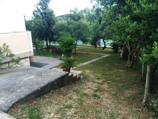 Apartman Supetarska Draga Apartamento Exterior foto